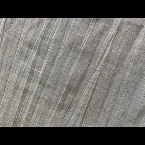 Semi-sheer linen blend curtains. - Picture 4 of 4